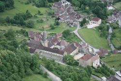 Chambre d'hôte "Le Relais de la Perle" : L'Abbaye de Beaume-les-Messieurs